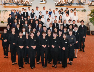 Mishima Plaza Hotel, group photo of the staff